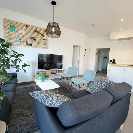 Apartment Family On The Ground Floor With Terrace - Panne A Cote